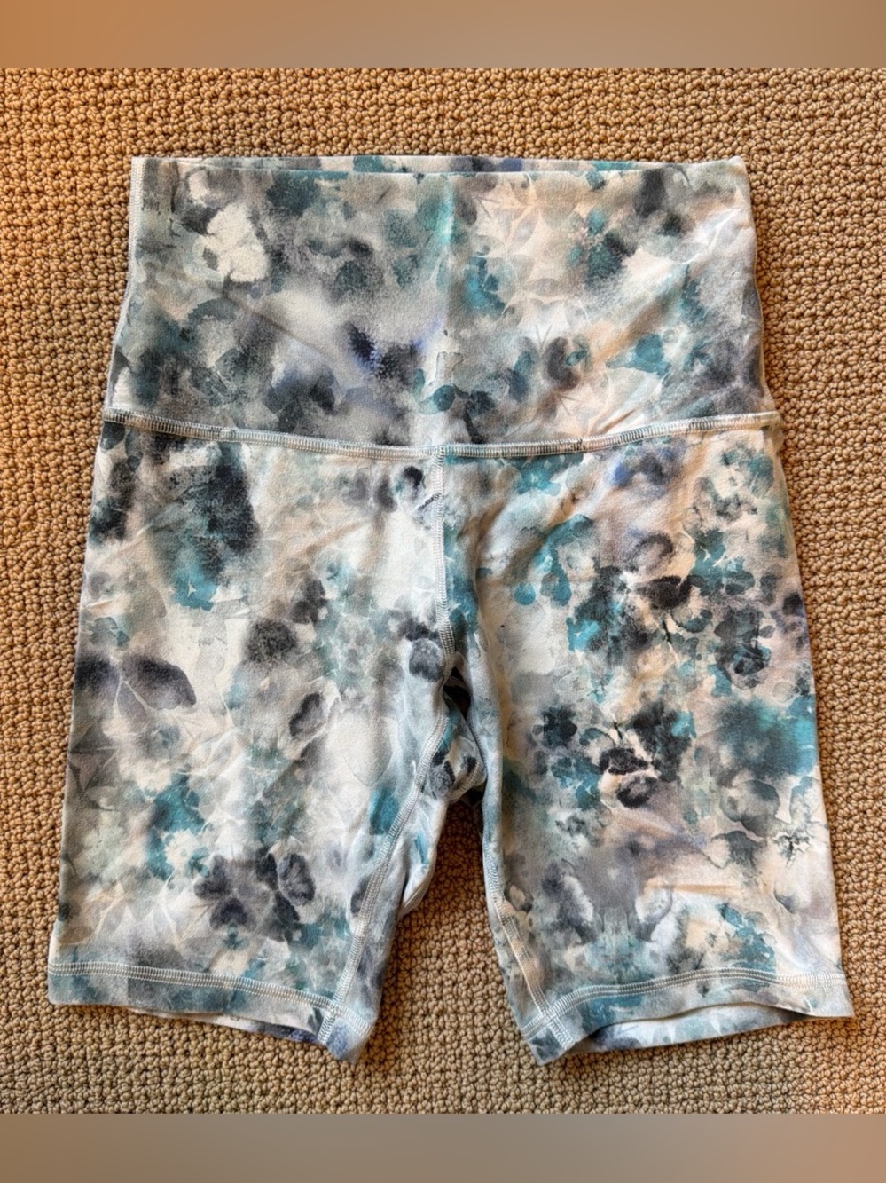 lululemon athletica High-Rise Bike Shorts in Teal, Gray, White Tie-Dye